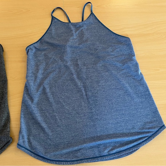 2 Lululemon Fast as Light Singlet Tank Tops Heathered Black & Blue Colors Small - Picture 3 of 10